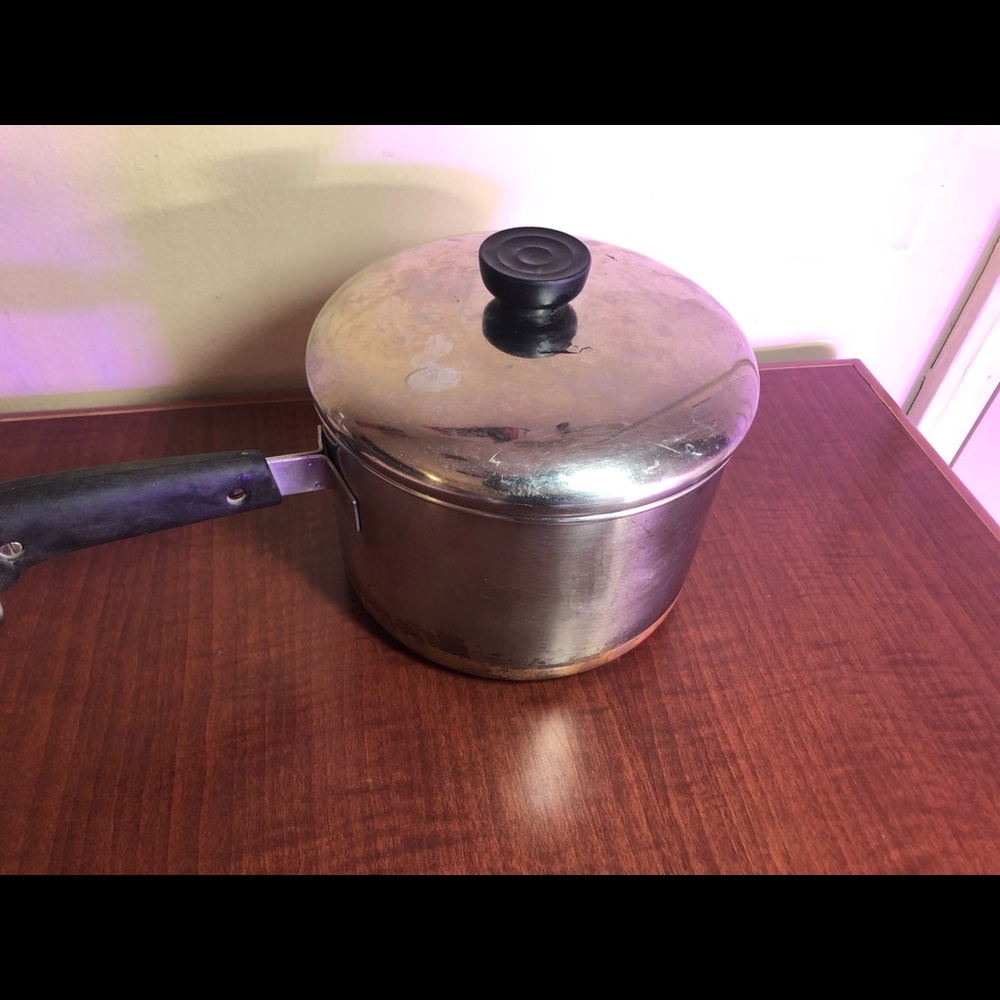 Vintage 3qt Revere Ware Pot